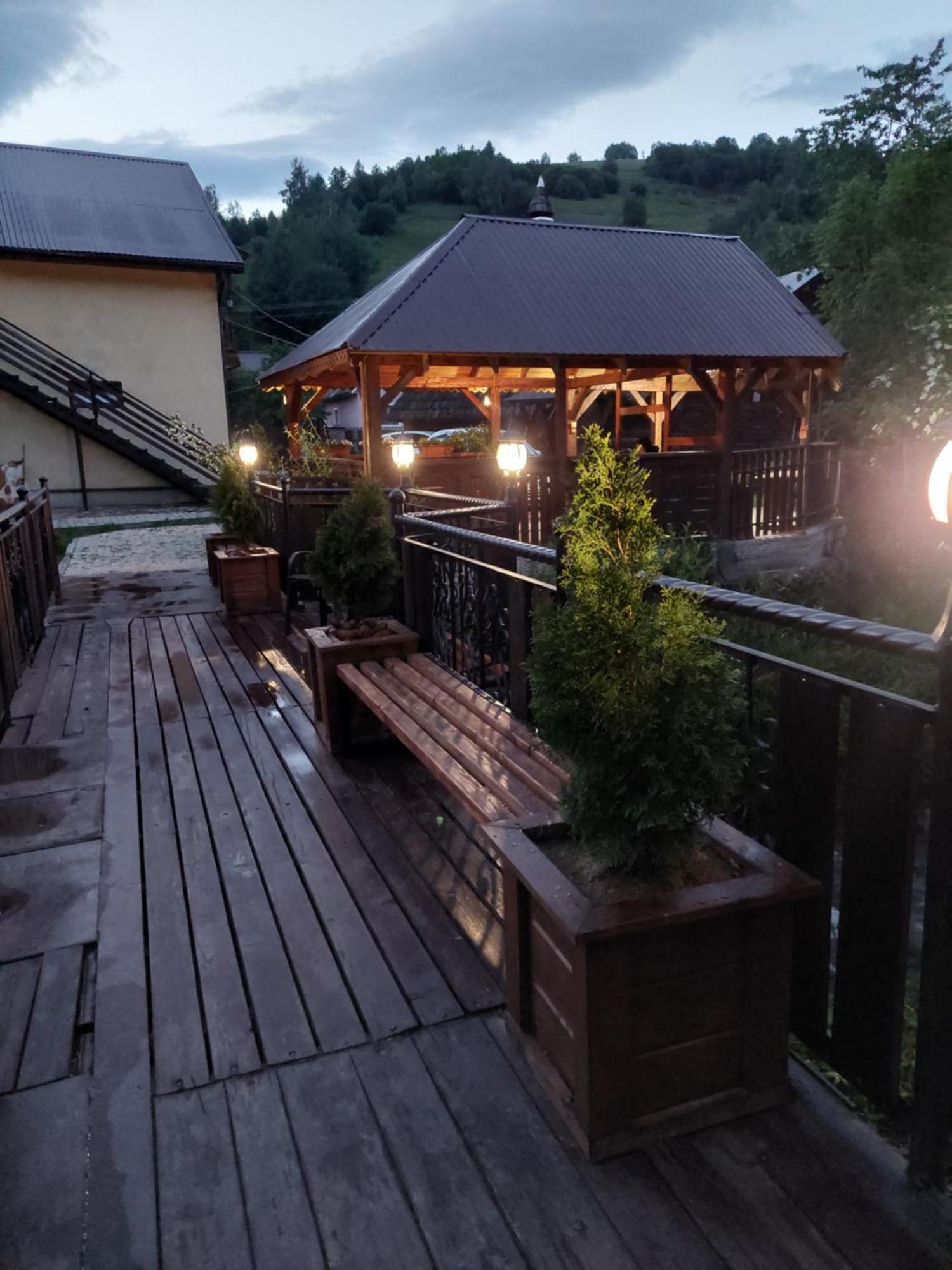 Hotel Коло Гір Kolotschawa Exterior foto